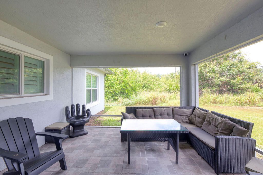 618 NW Billiar Avenue, Port Saint Lucie, FL 34983 Photo