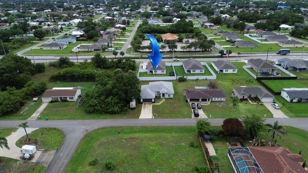 618 NW Billiar Avenue, Port Saint Lucie, FL 34983 Photo