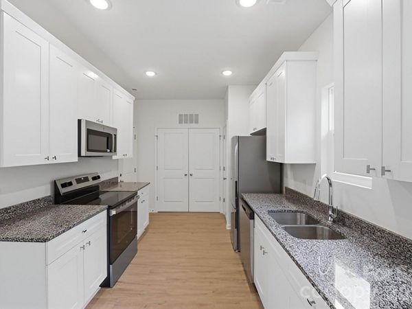 1120 7th Street, Statesville, NC 28677