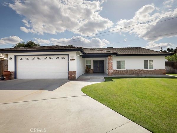 2017 William F Halsey, Bakersfield, CA 93304