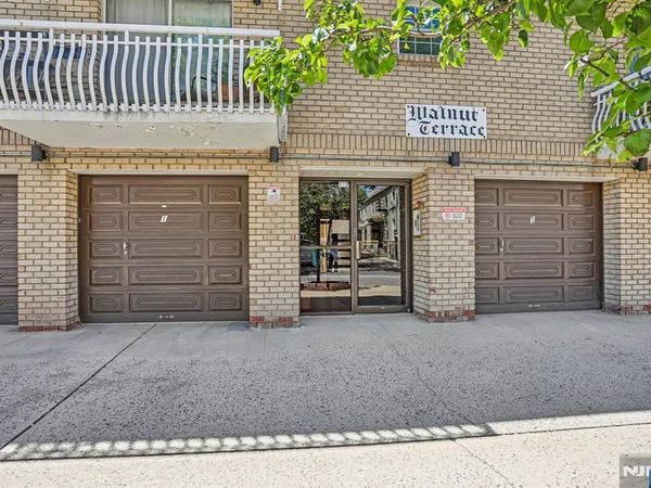 272-276 Walnut 6D, Unit 6D, NEWARK, NJ 07105