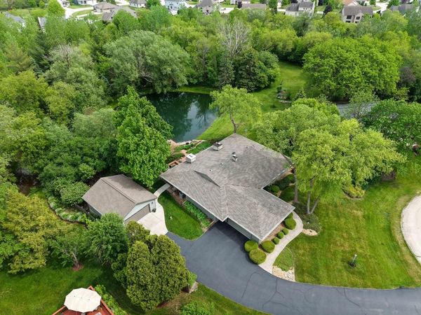2735 Fenceline ROAD, Mount Pleasant, WI 53406