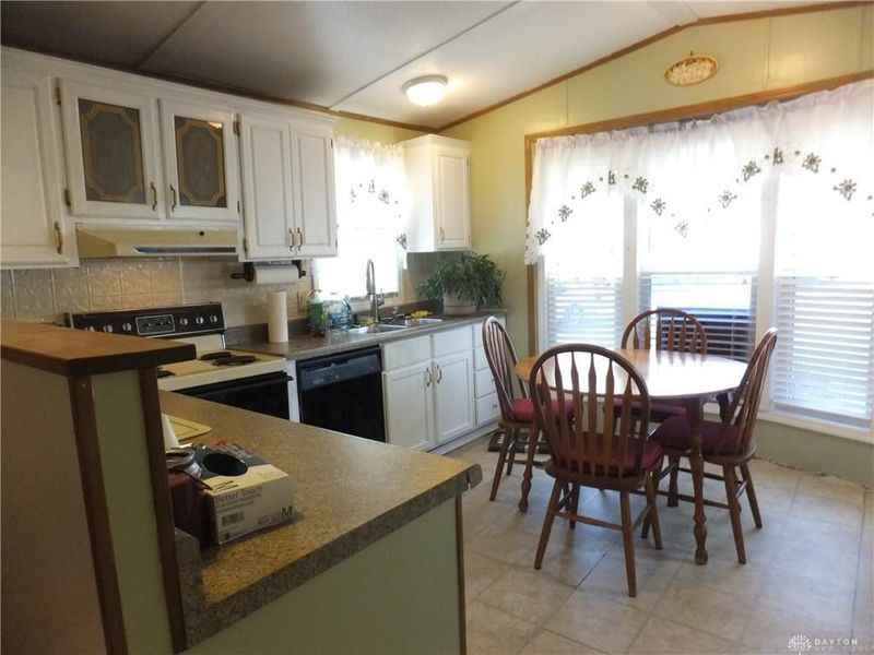 5060 Safeway Drive, Dayton, OH 45414 Photo 4