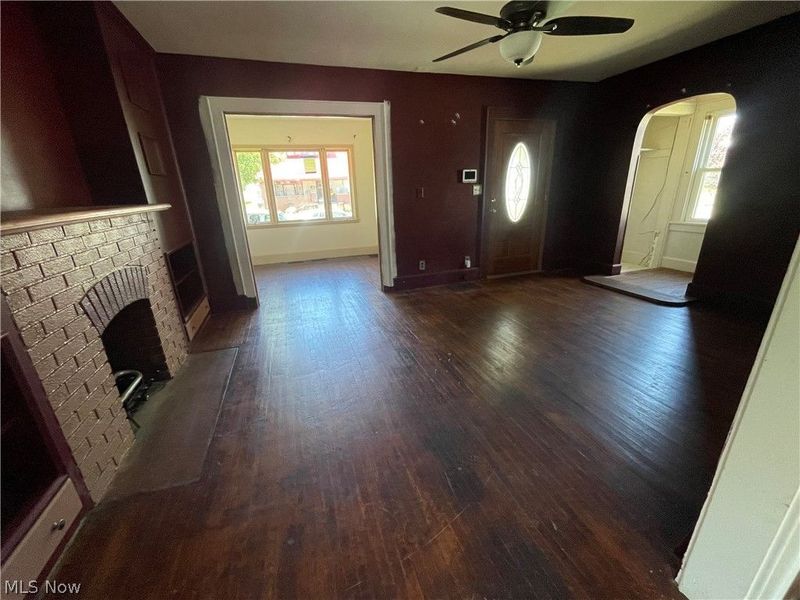 870 S Haines Avenue , Alliance, OH 44601 Photo 3