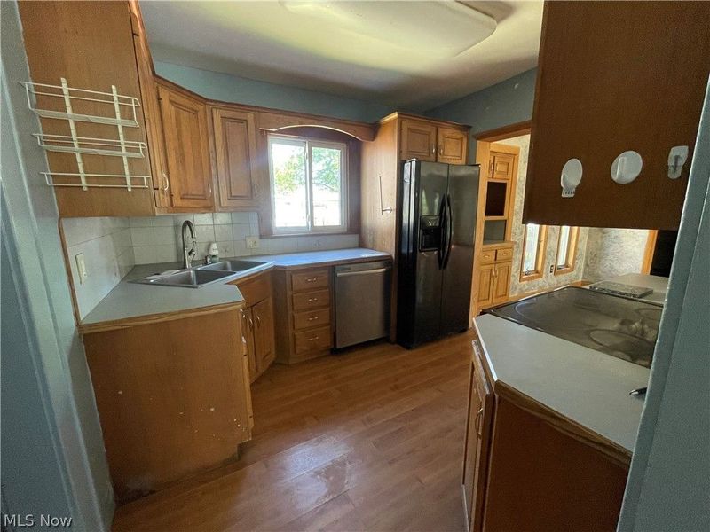 870 S Haines Avenue , Alliance, OH 44601 Photo 5