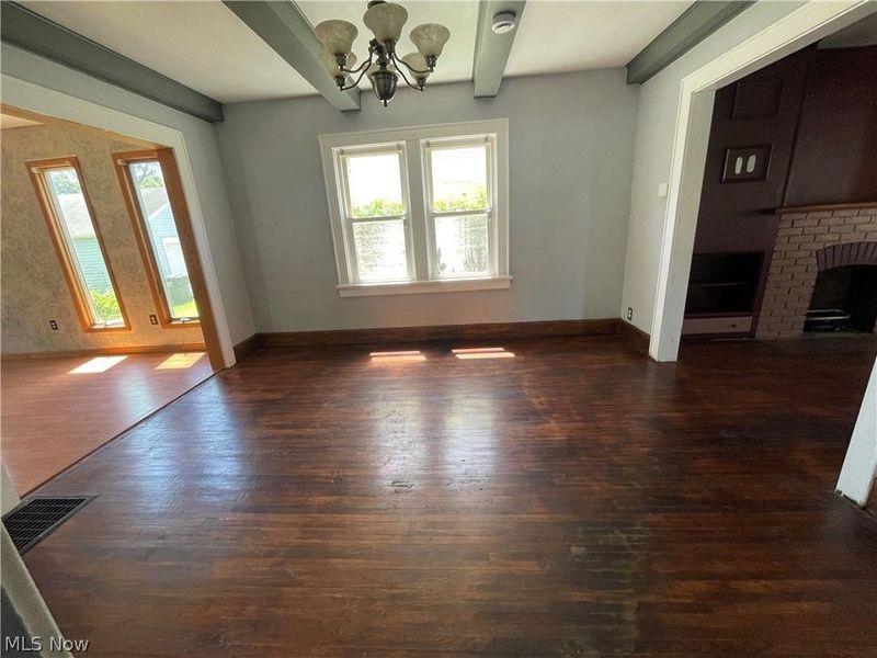 870 S Haines Avenue , Alliance, OH 44601 Photo 8