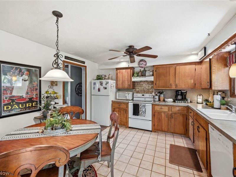 8860 Evergreen Drive, Mentor, OH 44060 Photo 10