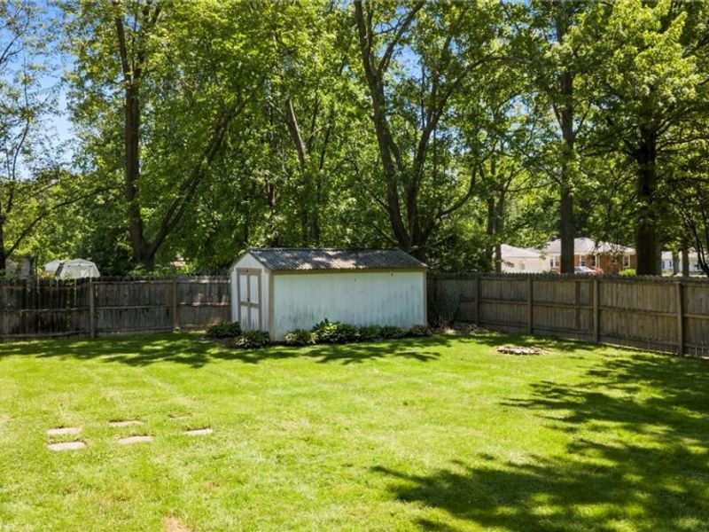 8860 Evergreen Drive, Mentor, OH 44060 Photo 30