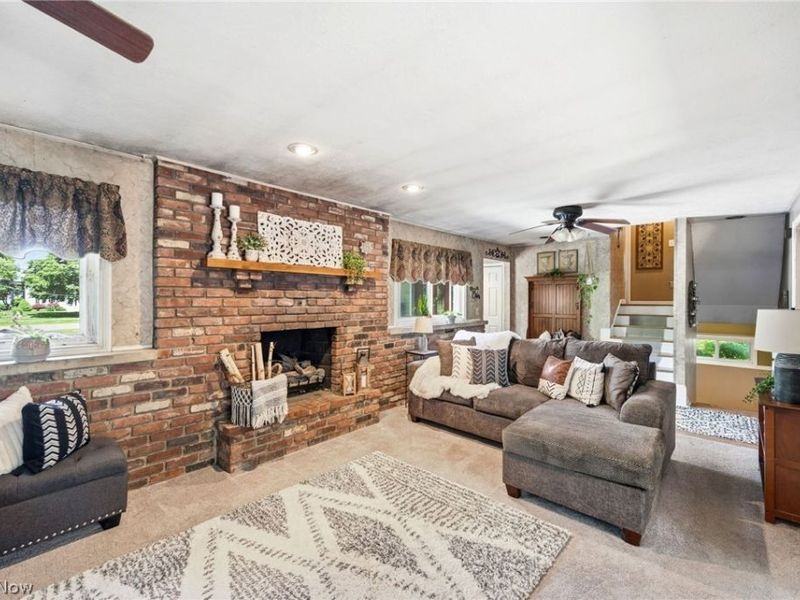 8860 Evergreen Drive, Mentor, OH 44060 Photo 4
