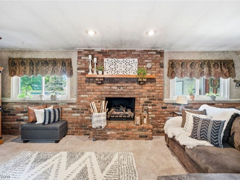 8860 Evergreen Drive, Mentor, OH 44060 Photo 5