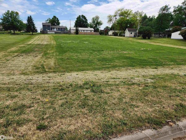 0 Country View Drive, Toledo, IA 52342