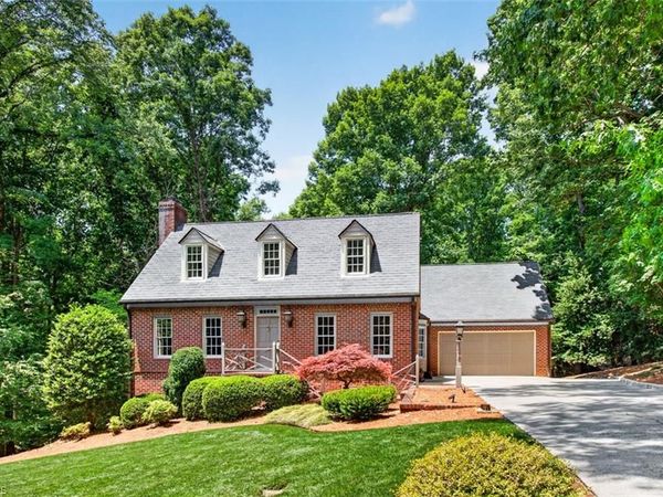 1673 Brevard Drive , Asheboro, NC 27205