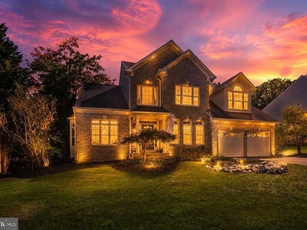8708 CROSS CHASE CIRCLE, FAIRFAX STATION, VA 22039