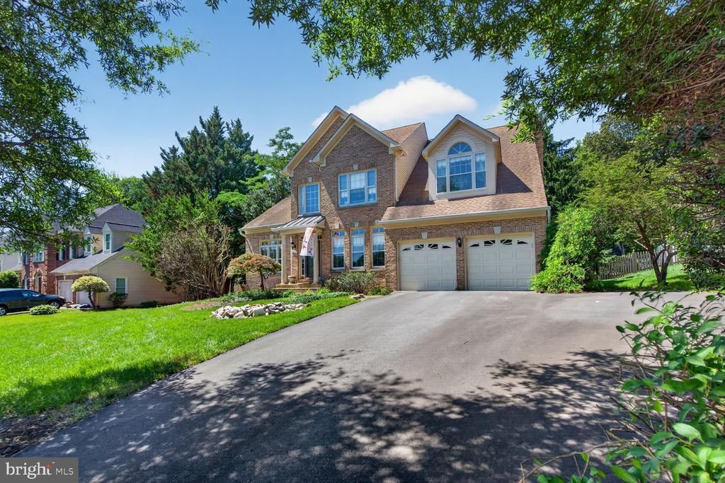 8708 CROSS CHASE CIRCLE, FAIRFAX STATION, VA 22039