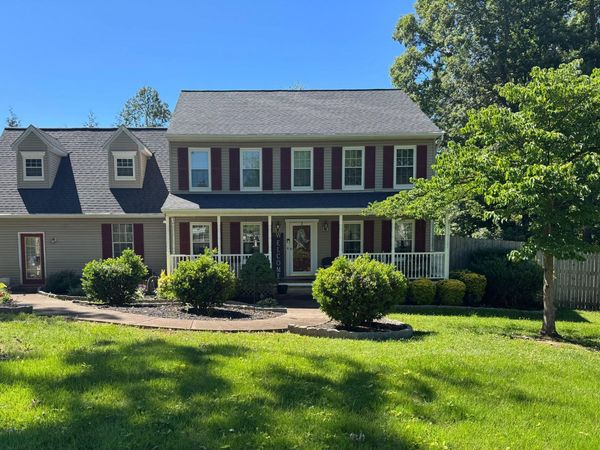 42 WASHINGTON AND LEE BOULEVARD, STAFFORD, VA 22556