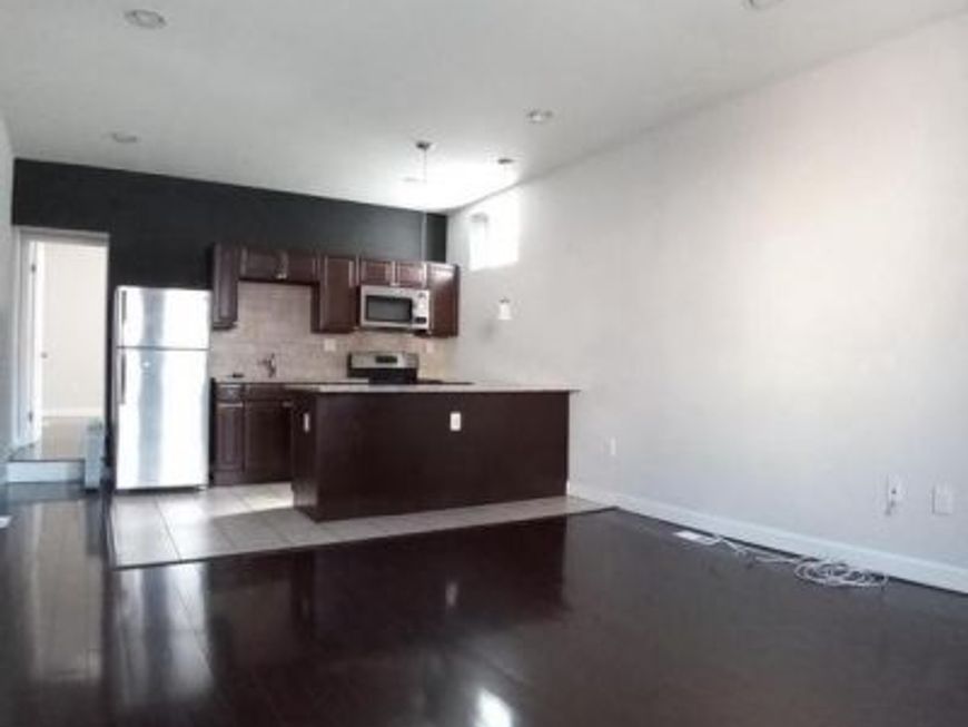 410 W Cumberland Street, Unit 1ST FLOOR, Philadelphia, PA 19133 Main Photo