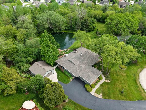 2735 Fenceline Rd, Mount Pleasant, WI 53406