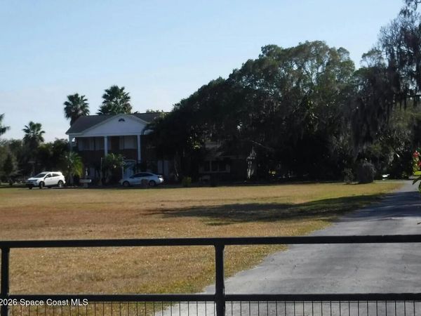 1711 17th Street W , Palmetto, FL 34221