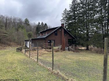 146 Roy Road, Thornton, WV 26440