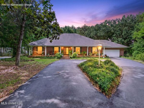 13293 Riverland Drive, Biloxi, MS 39532