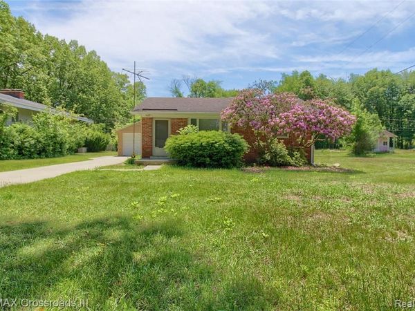 41509 RIGGS Road , Van Buren Twp, MI 48111
