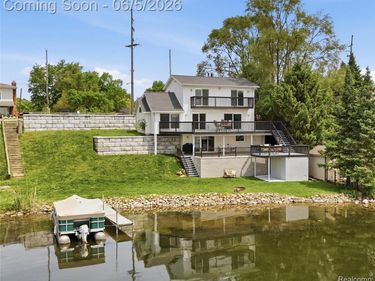 7217 Andersonville Road, Independence Twp, MI 48346