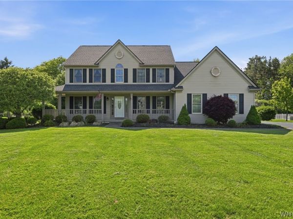 120 Norwood Lane , Orchard Park, NY 14127