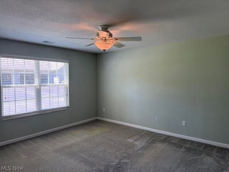 1402 Willow Brook Drive NE, Warren, OH 44483 Photo 12