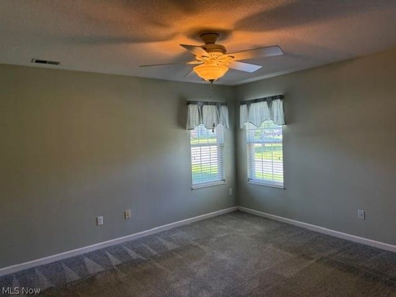 1402 Willow Brook Drive NE, Warren, OH 44483 Photo 13