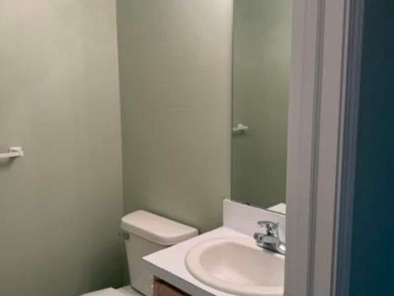 1402 Willow Brook Drive NE, Warren, OH 44483 Photo 14