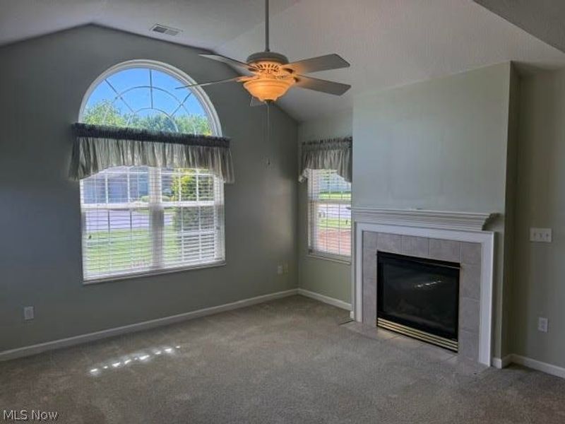 1402 Willow Brook Drive NE, Warren, OH 44483 Photo 8
