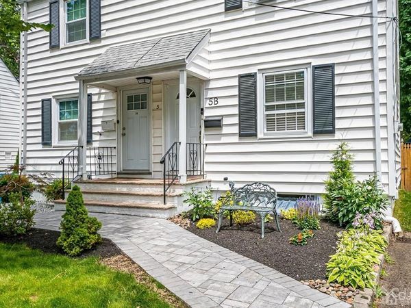 5 Mayfield Place, Metuchen, NJ 08840