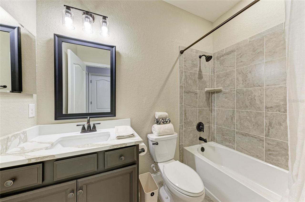 11515 Sweetgrass Drive , Bradenton, FL 34212 Photo