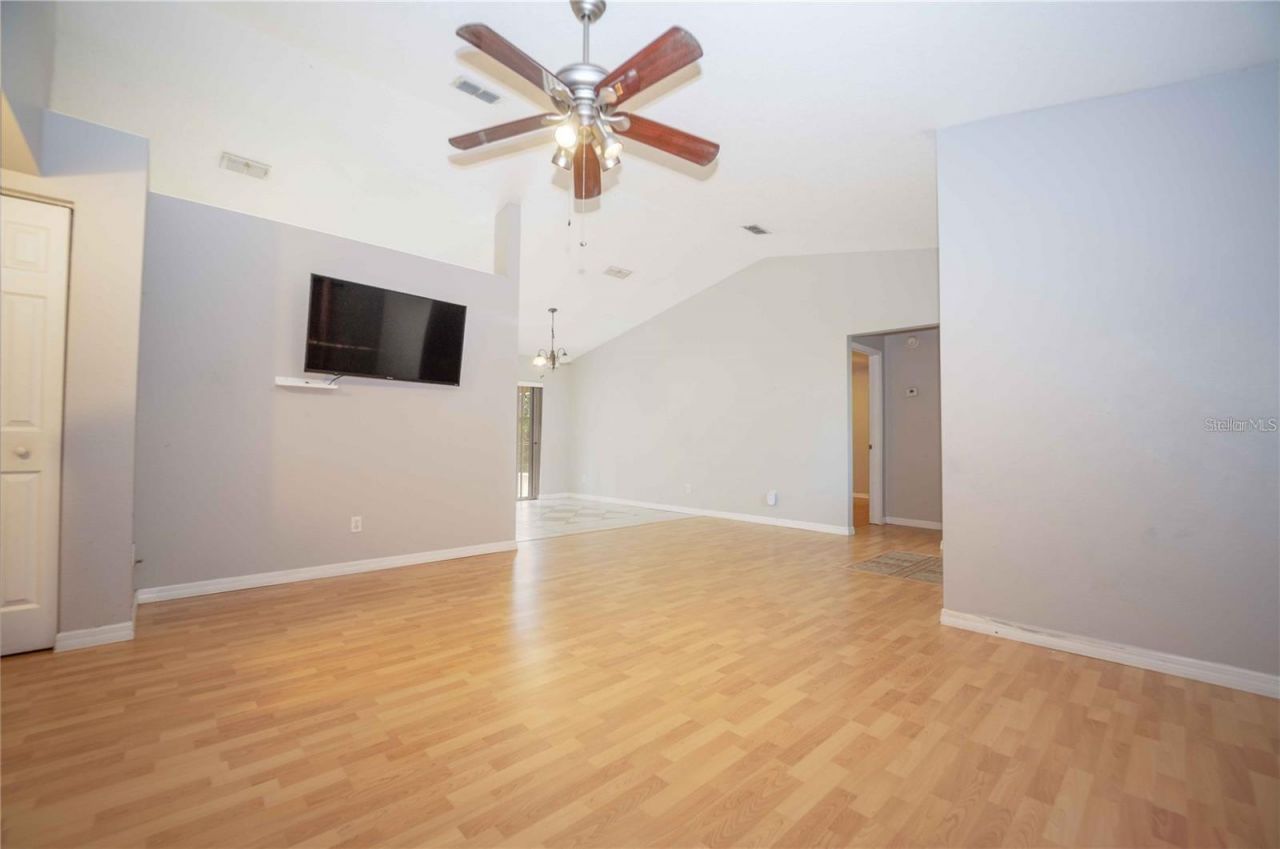 156 Juniper Way , Ocala, FL 34480 Photo