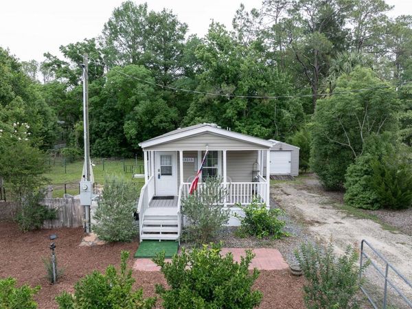 13215 NE 41ST STREET , SILVER SPRINGS, FL 34488