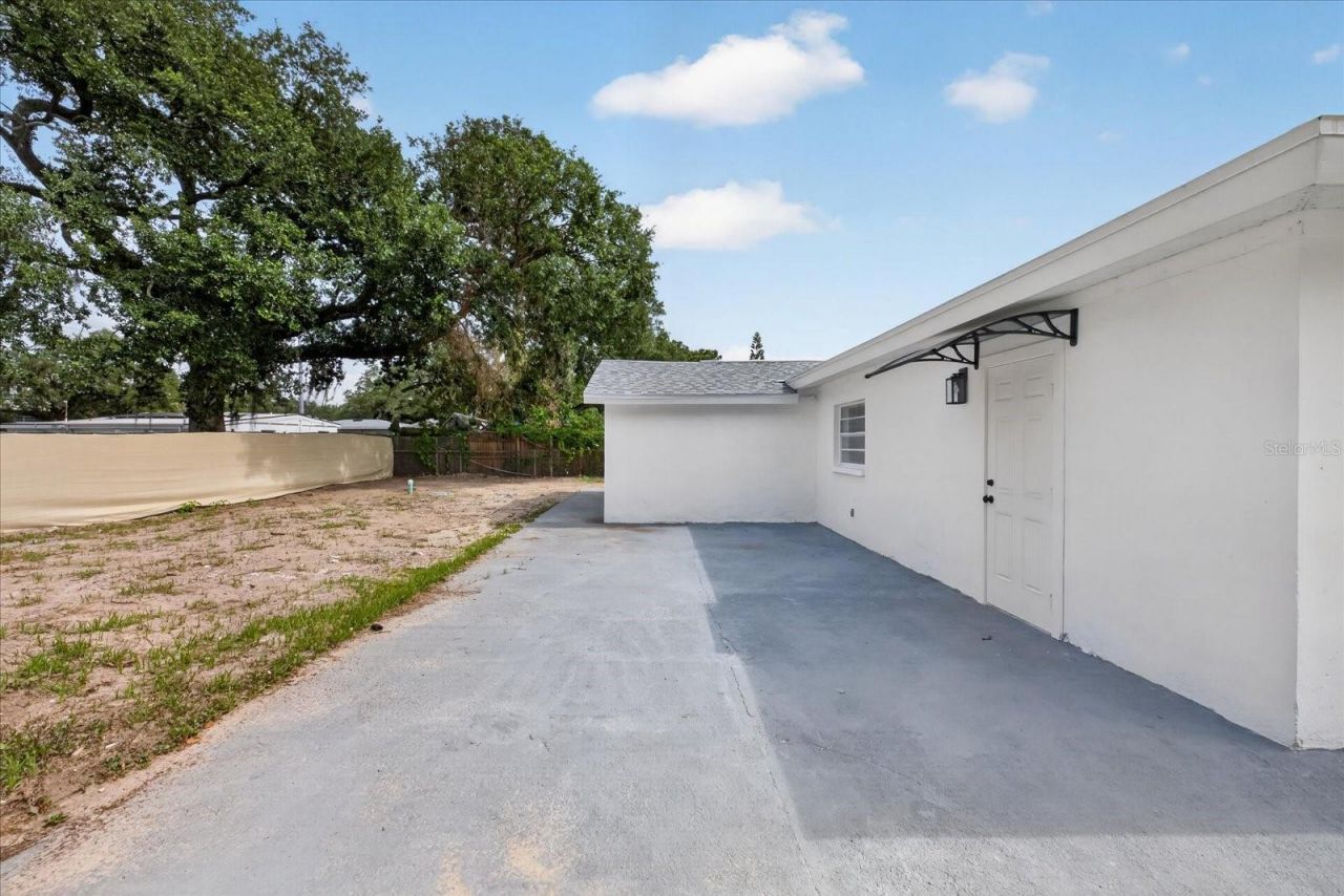 4019 Mclane Drive , Tampa, FL 33610 Photo