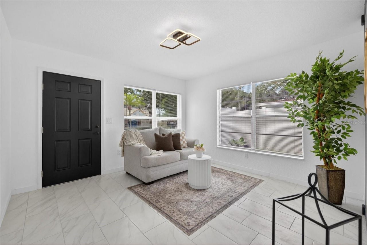 4019 Mclane Drive , Tampa, FL 33610 Photo