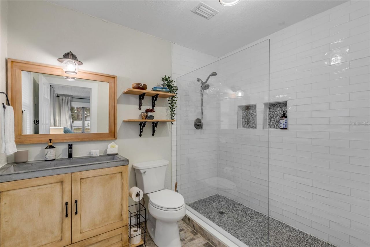 801 Canal Street , New Smyrna Beach, FL 32168 Photo