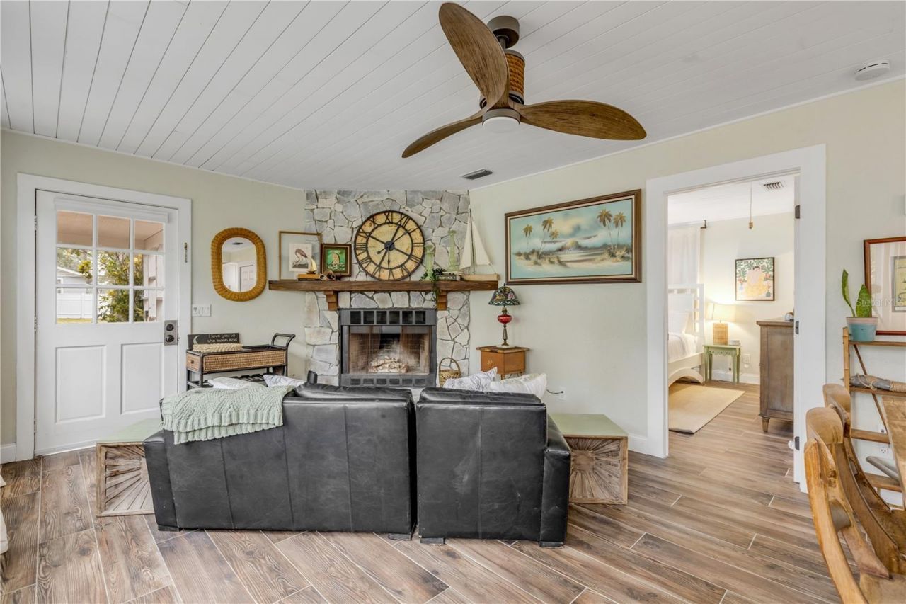 801 Canal Street, New Smyrna Beach, FL 32168 Photo