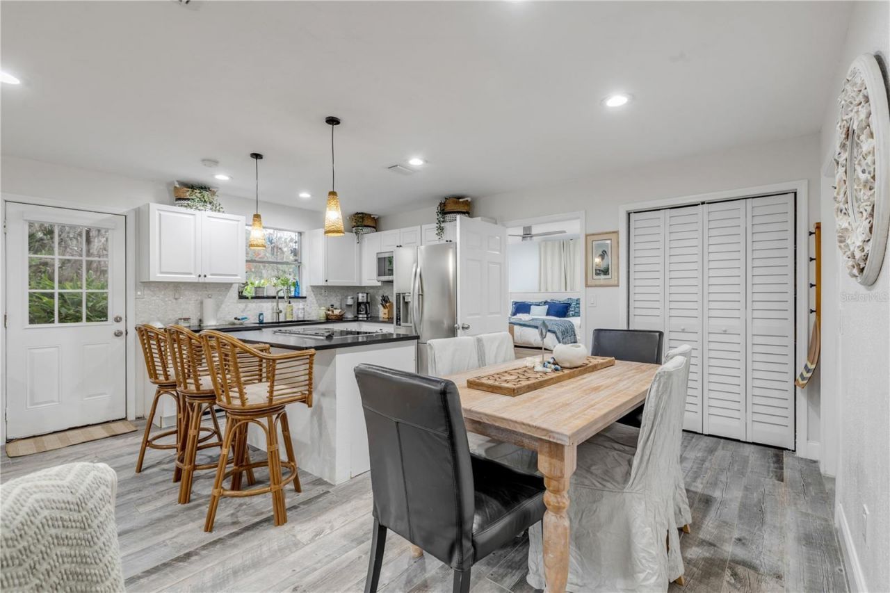 801 Canal Street , New Smyrna Beach, FL 32168 Photo