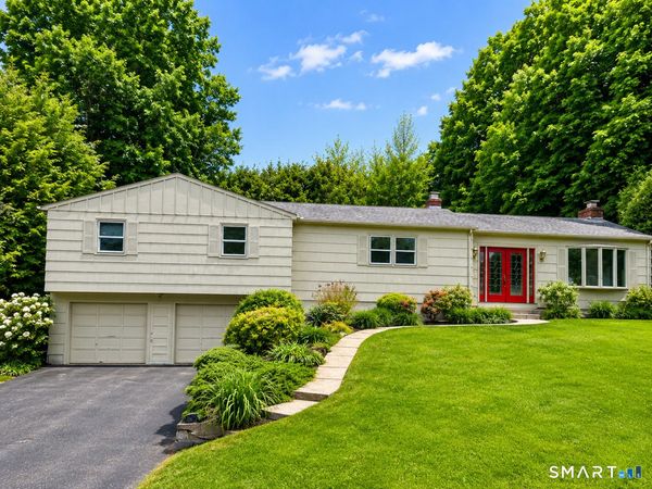 68 Heritage, Naugatuck, CT 06770