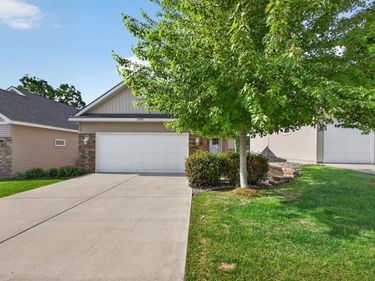 2707 Ridgeview Drive, Red Wing, MN 55066