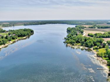 4382 Fillmore Avenue NW, Maple Lake, MN 55358