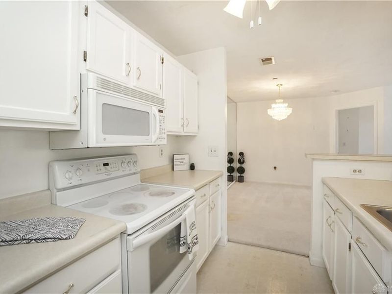 7746 Scioto Court, Unit 111, West Chester, OH 45069 Photo 9