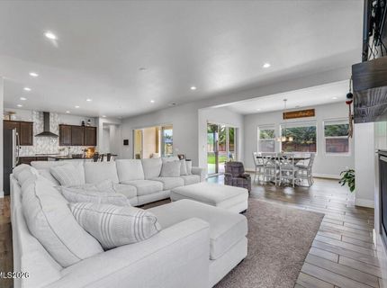 784 Grey Hawk Drive, Fernley, NV 89408 Photo