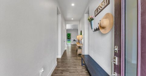 784 Grey Hawk Drive, Fernley, NV 89408 Photo