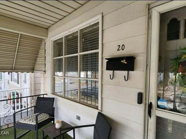 20 S Loveland Avenue, Kingston, PA 18704