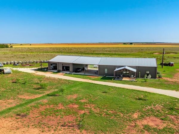 11530 County Road 140 , Hamlin, TX 79520