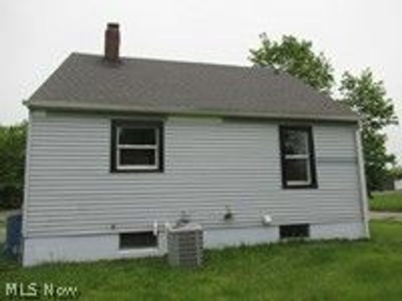 1936 Lakeview Avenue, Lorain, OH 44053 Photo 2