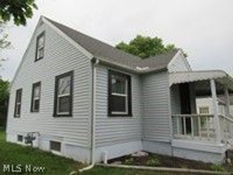 1936 Lakeview Avenue, Lorain, OH 44053 Photo 4